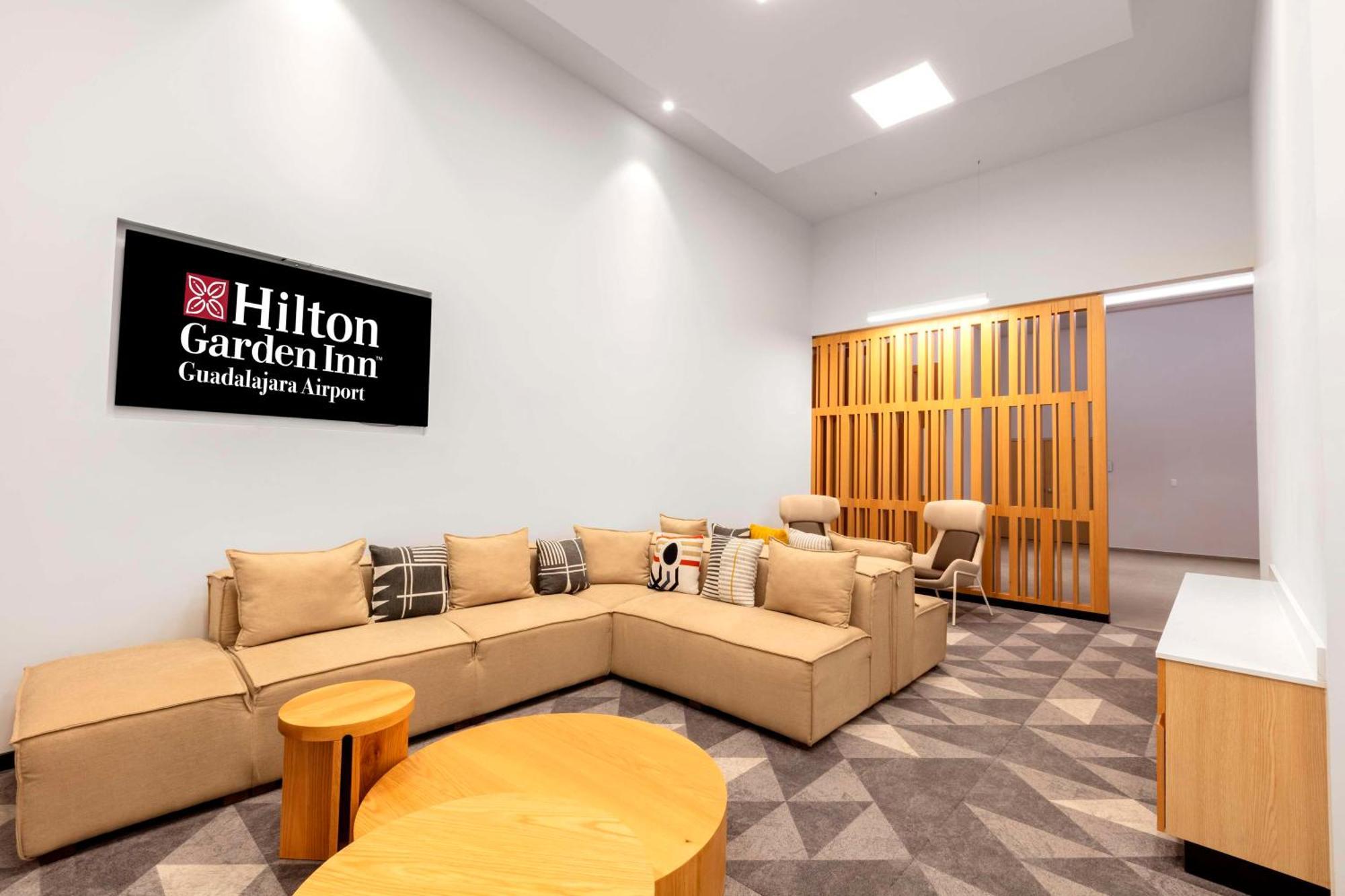 Hilton Garden Inn Guadalajara Airport El Zapote  Exteriér fotografie
