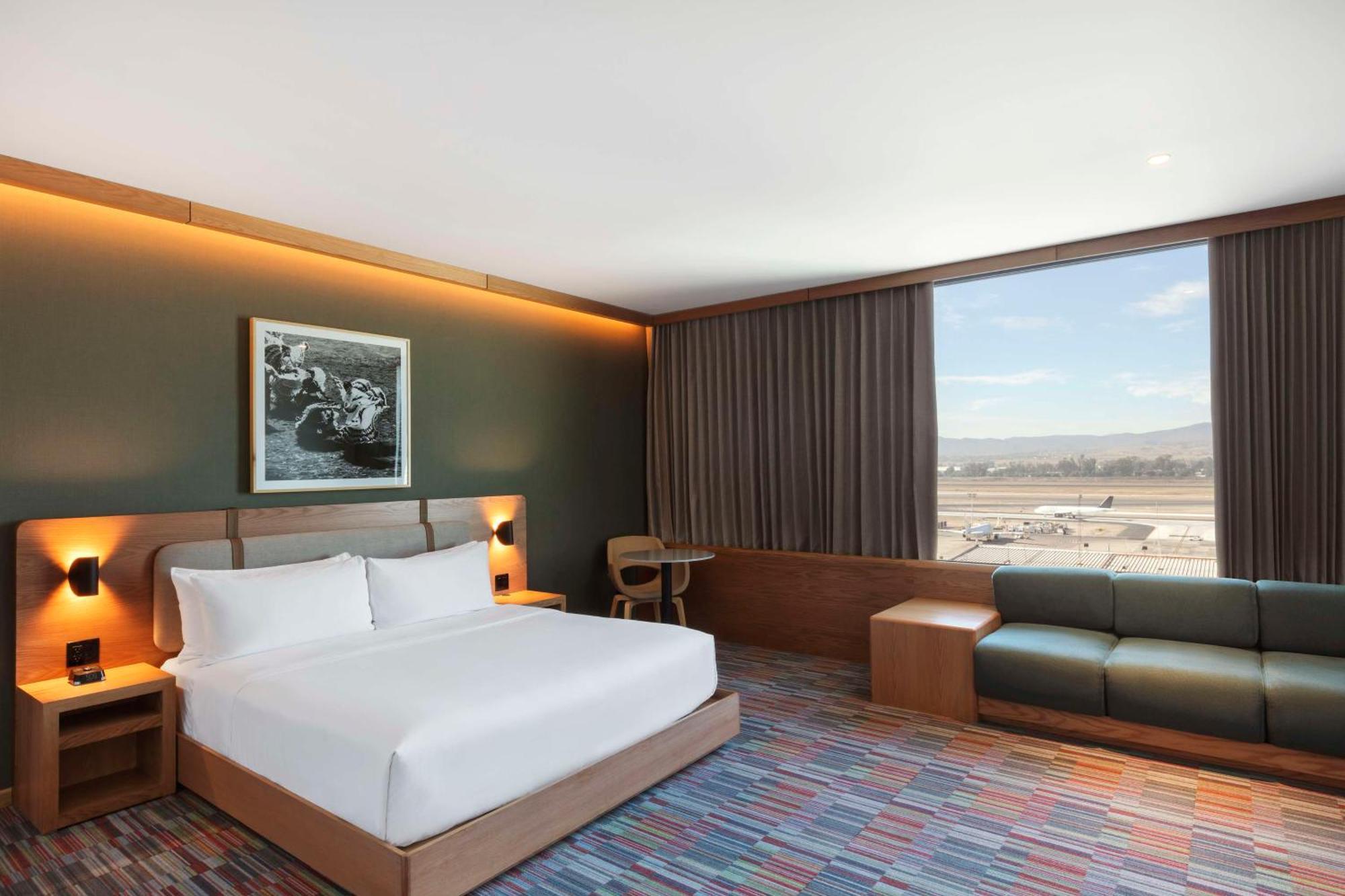 Hilton Garden Inn Guadalajara Airport El Zapote  Exteriér fotografie